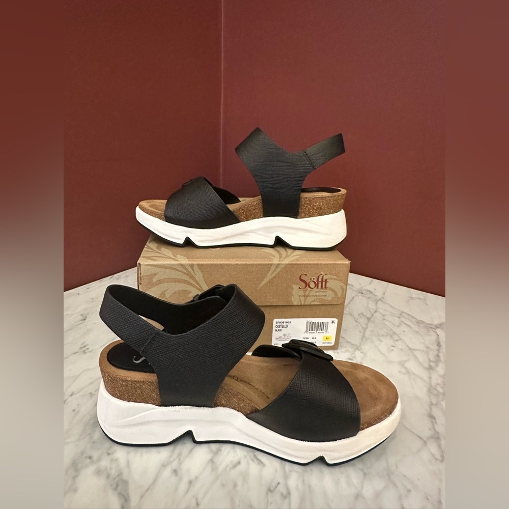 Sofft Black and Tan Platform Sandals - Picture 4 of 6